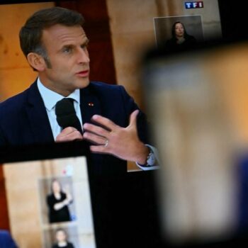 Emmanuel Macron lors de son interview sur TF1 et France, jeudi 6 juin 2024.