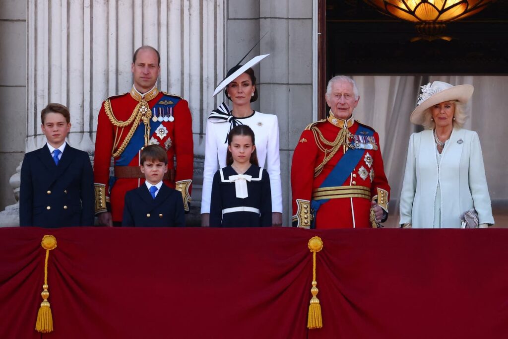 Trooping the colour - live: Kate Middleton appears on balcony with royals as she returns from cancer battle