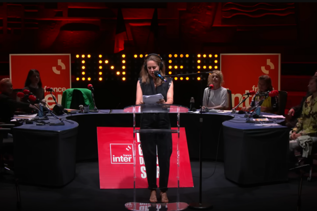 Le fantôme de Guillaume Meurice plane sur le plateau du « Grand Dimanche soir »