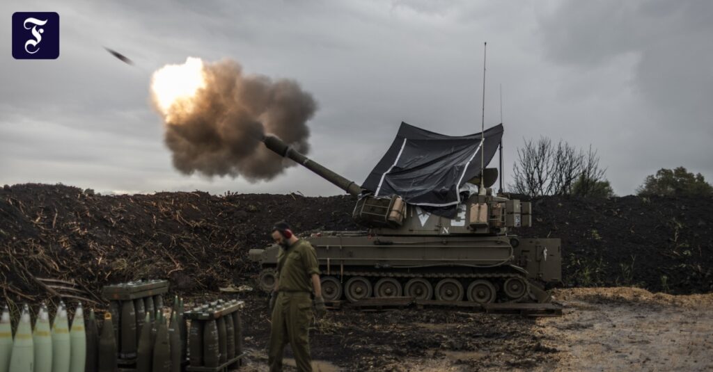 Israel-Krieg im Liveticker: Israelische Armee genehmigt Einsatzpläne für eine Offensive in Libanon