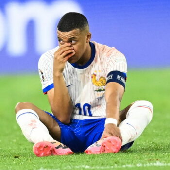 DIRECT. Blessure de Mbappé : l'inquiétude grandit, son forfait pour l'Euro évoqué