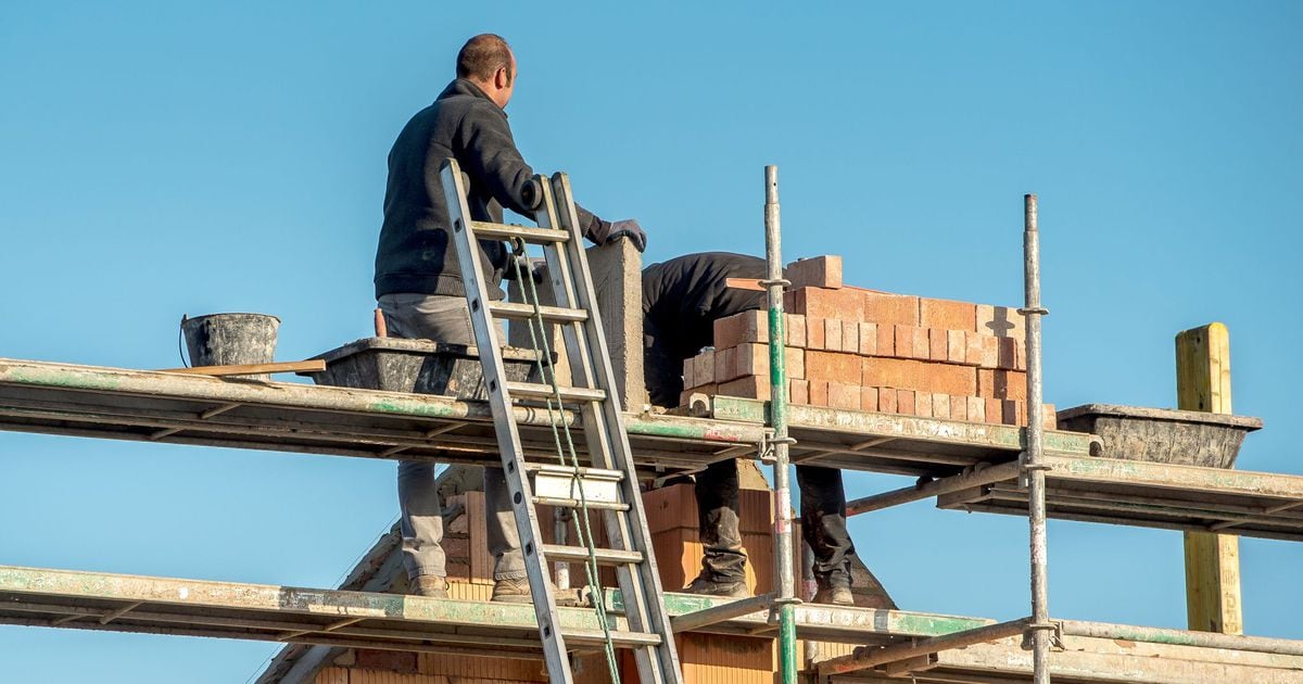 Les permis de construire ont bondi de 18% de décembre à février