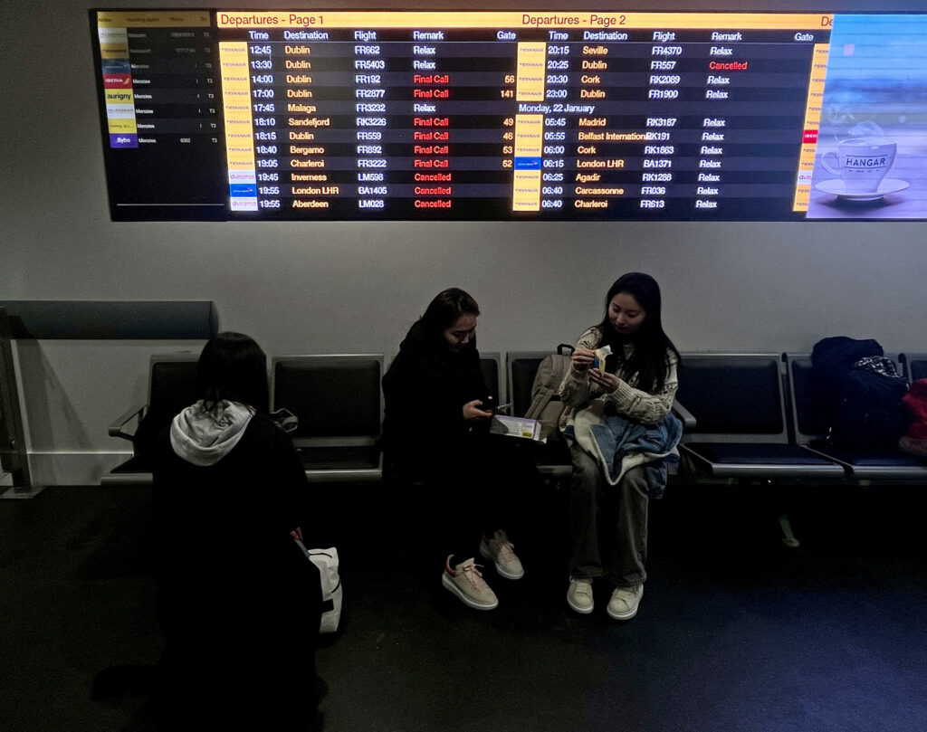 Au Royaume-Uni, de nombreux vols annulés à l'aéroport de Manchester après une panne de courant