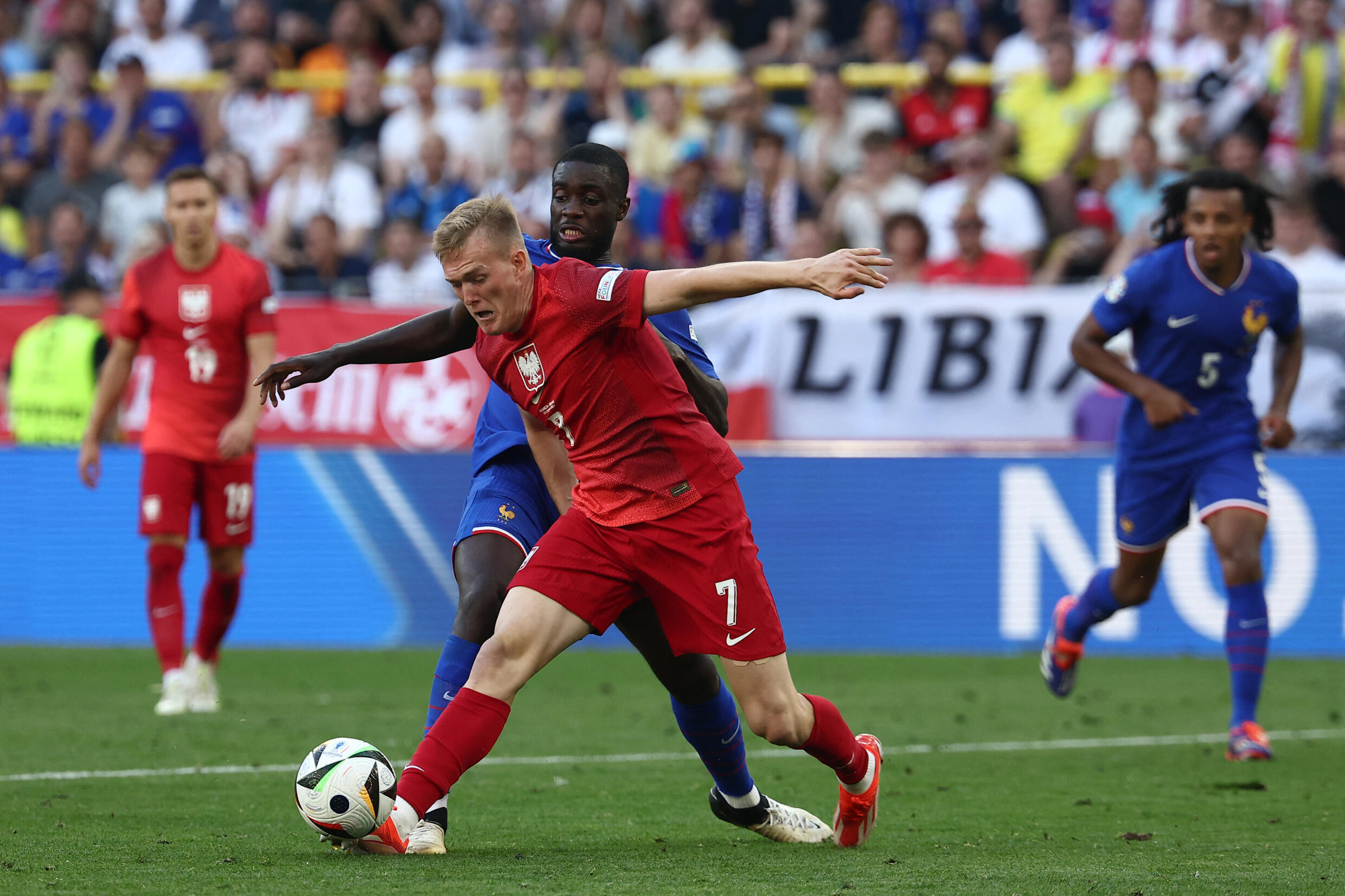 Euro 2024 : les Bleus, tenus en échec par la Pologne, terminent deuxièmes du groupe D