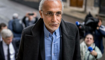 Tariq Ramadan : la cour d’appel de Paris renvoie l’islamologue en procès pour viols sur trois femmes