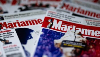La rédaction de "Marianne" se met en grève pour s'opposer au rachat de l'hebdomadaire par le milliardaire Pierre-Edouard Stérin, présenté comme proche du RN