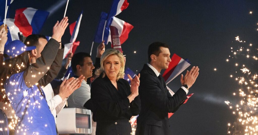 Marine Le Pen et Jordan Bardella en meeting le 3 mars 2024 à Marseille