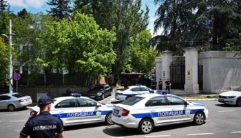 Un policier blessé lors d’un « acte terroriste » devant l’ambassade d’Israël en Serbie