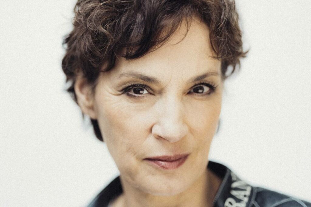 Jeanne Balibar est Don Quichotte : « J’étais impressionnée par ce côté homme seul qui se bat contre des géants démesurés »