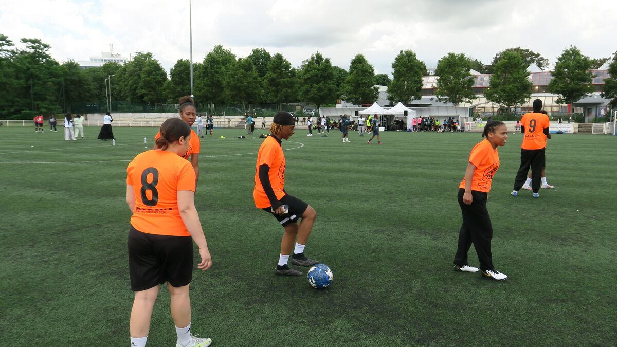 À Évry-Courcouronnes, un tournoi de foot féminin de haut-vol pour aider à « déconstruire les clichés »