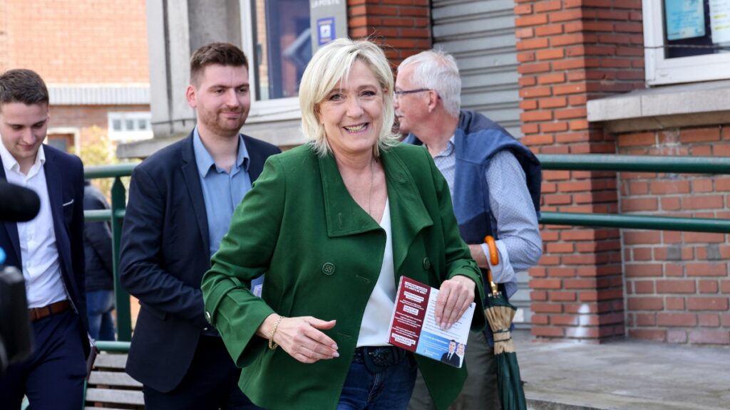 «À la niche», Marine Le Pen!