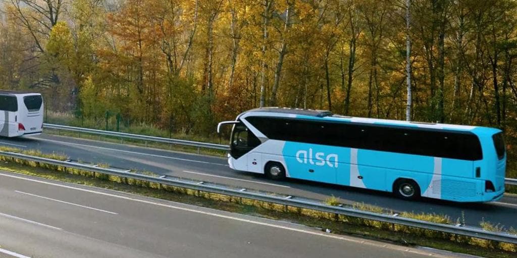 Alsa busca conductores con sueldos de hasta 2.500 euros más variables: requisitos y cómo inscribirse