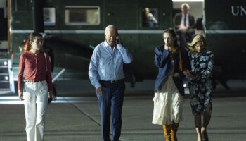 Biden intenta tranquilizar a los donantes demócratas tras las críticas por el debate con Trump