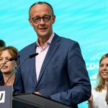 CDU-Chef Friedrich Merz forderte die Bundesregierung aus SPD, FDP und Grünen auf zu akzeptieren, dass die Union in Deutschland d