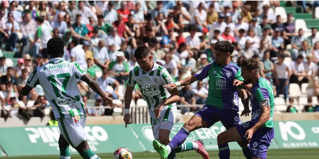 El Córdoba CF se crece en las grandes citas y el Barcelona B se derrite