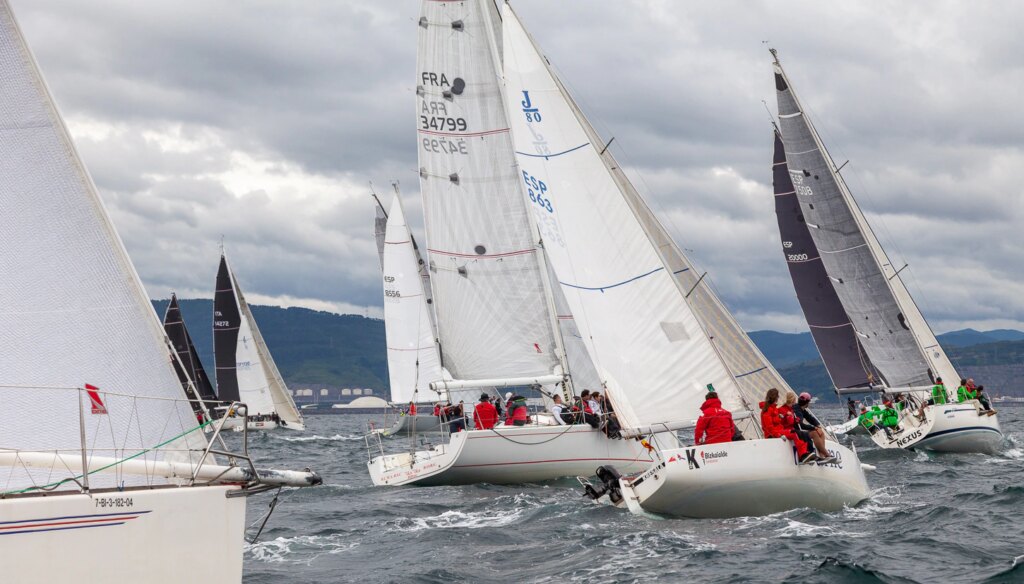 El «Tchin Tchin» venció en el Abra en la Regata SURNE-Trofeo Eskarra