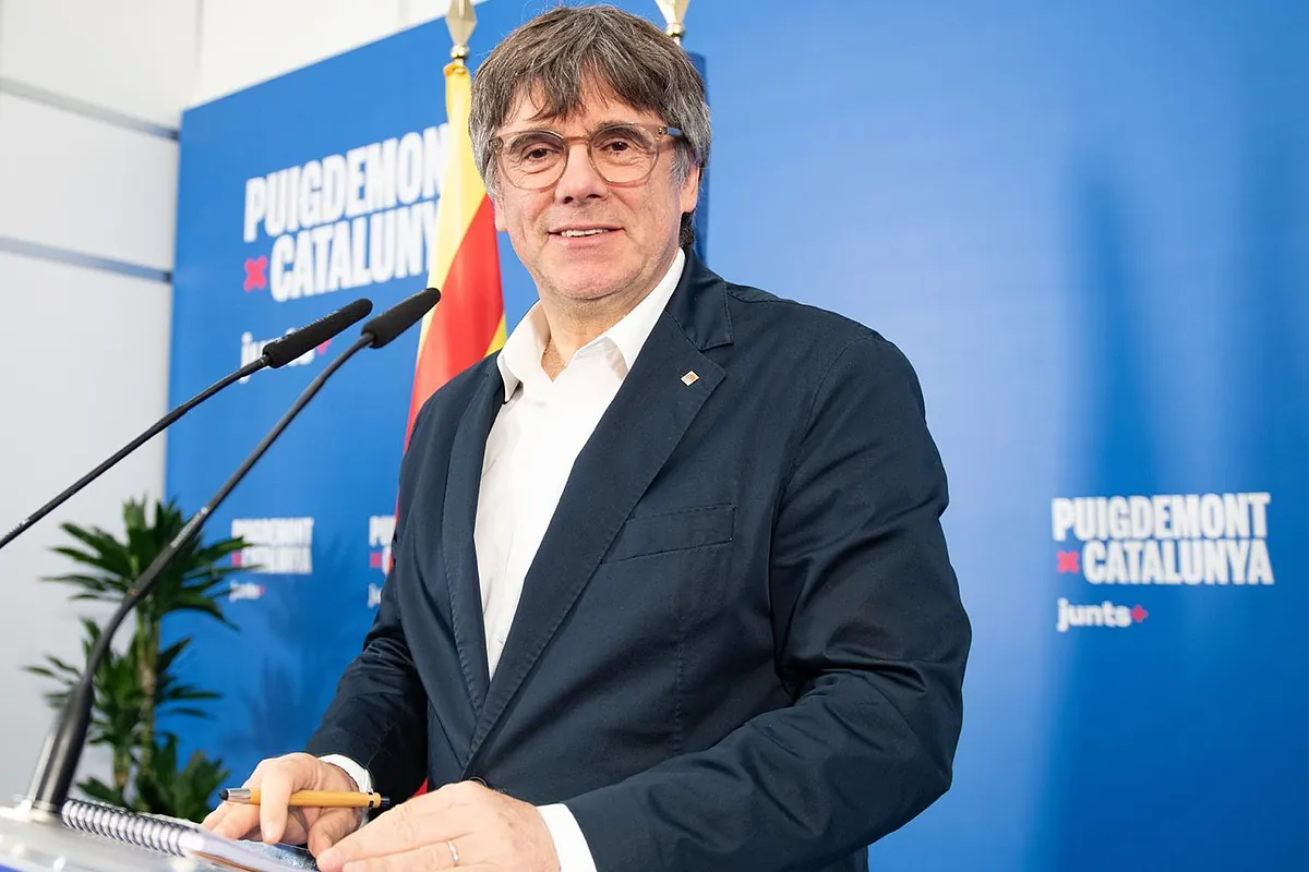 El juez Aguirre pide al Tribunal Supremo imputar a Carles Puigdemont por traición por negociar con agentes rusos la financiación del 'procés'