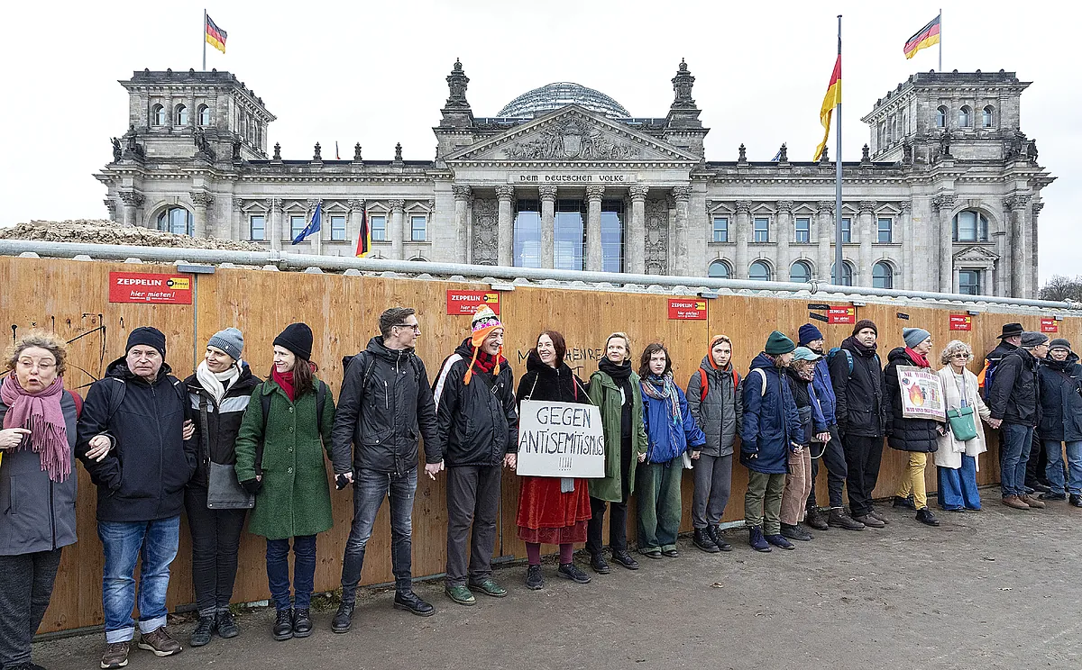 El nuevo 'telón de acero' que vuelve a partir Alemania en dos