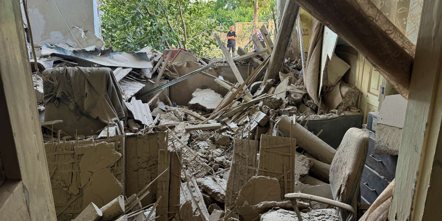 En direct, guerre en Ukraine : une frappe russe a touché des immeubles résidentiels à Kharkiv, selon le maire de la ville