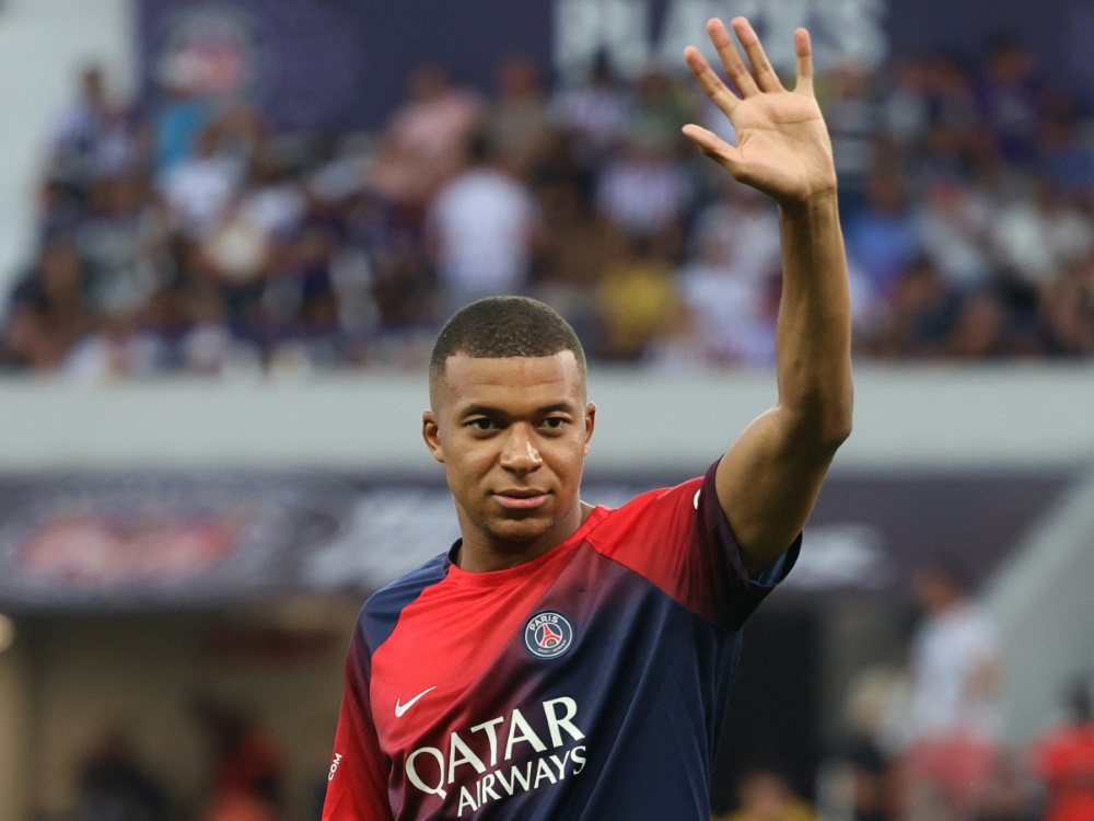 Football: Kylian Mbappé a signé au Real Madrid pour cinq ans