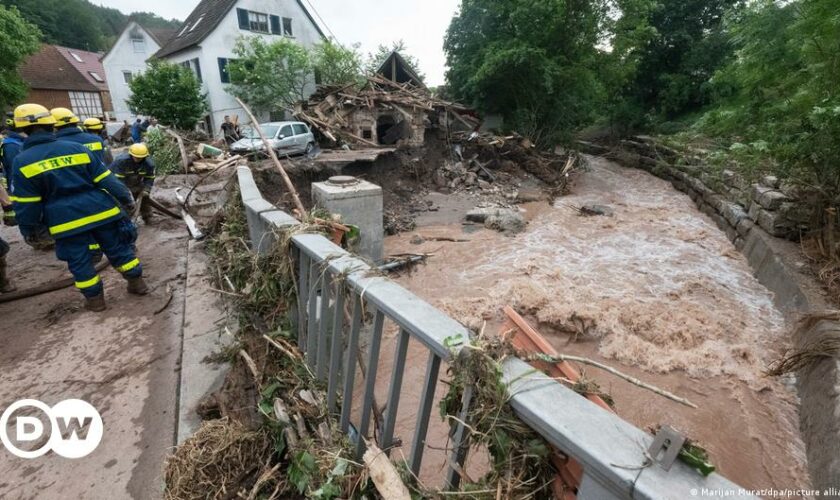 Man looks at floods in southern Germany