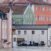 In Passau, wo die Donau, Inn und Ilz zusammenfließen, wurde der Katastrophenfall ausgerufen. Foto: Armin Weigel/dpa