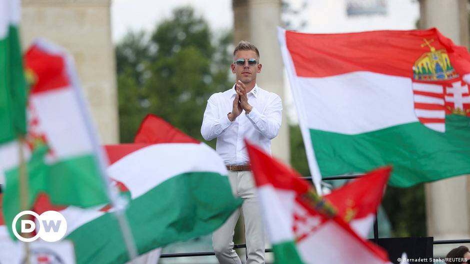 Hungary: Orban challenger draws massive crowd on eve of vote