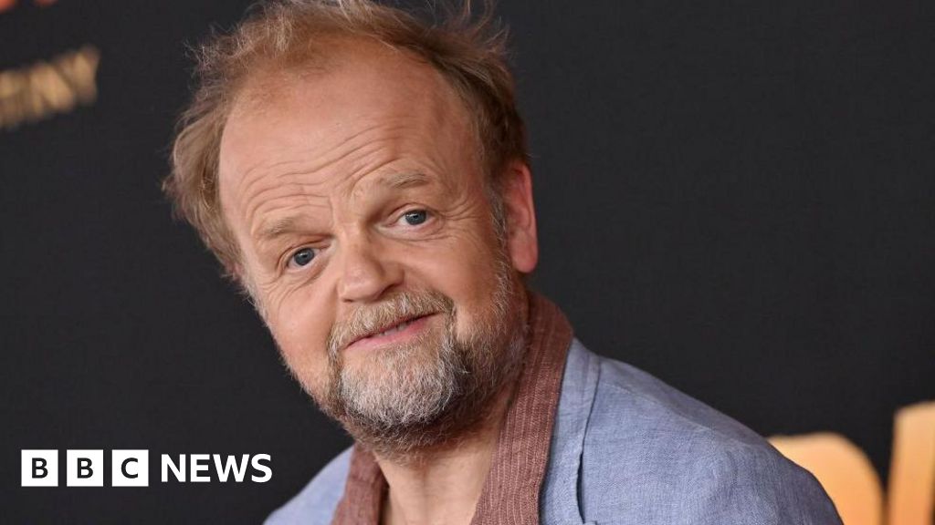 I played a hero in Post Office drama, says Toby Jones