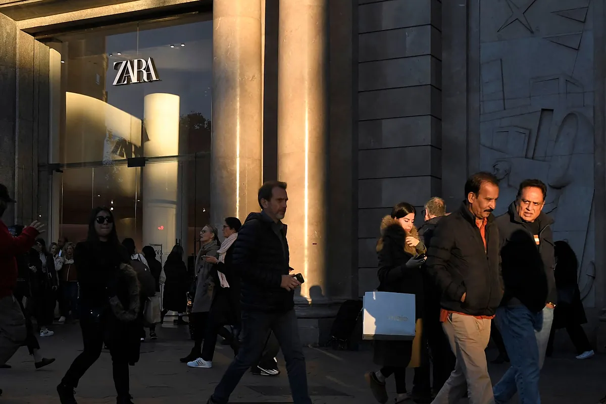 Inditex bate récord de beneficio en el primer trimestre pero frena en ventas: dice adiós al doble dígito por primera vez desde 2019