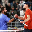 Jannik Sinner écarte Corentin Moutet et confirme son nouveau statut à Roland-Garros