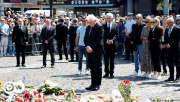 Mannheim holds silence for murdered policeman