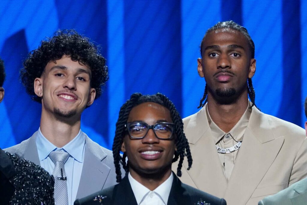 NBA : les Français Zaccharie Risacher et Alexandre Sarr sélectionnés en premières positions de la Draft