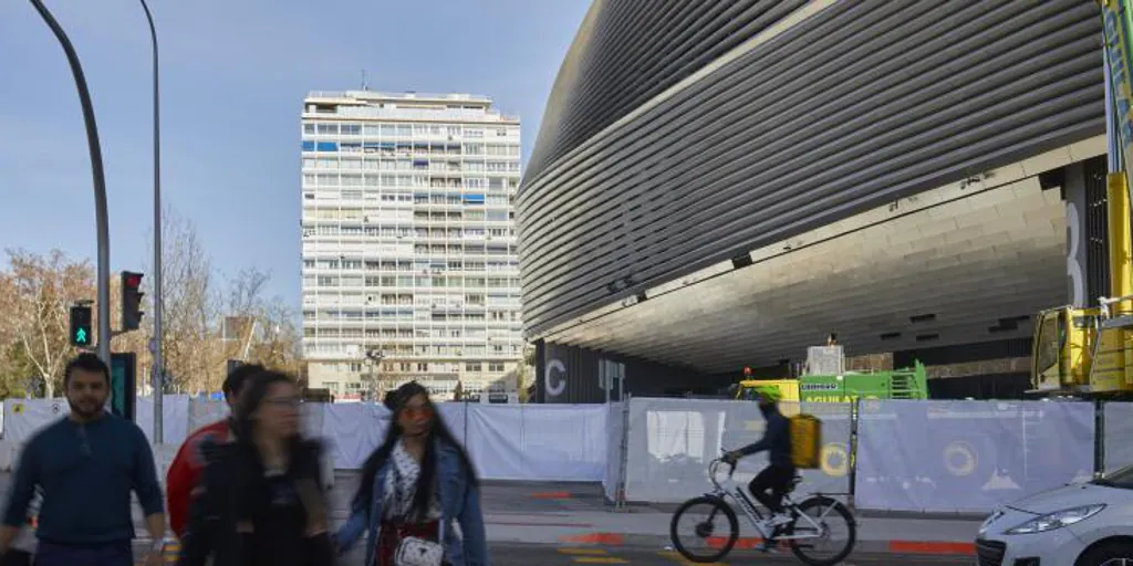 Obras en los exteriores del estadio Santiago Bernabéu: cortes de tráfico y alternativas