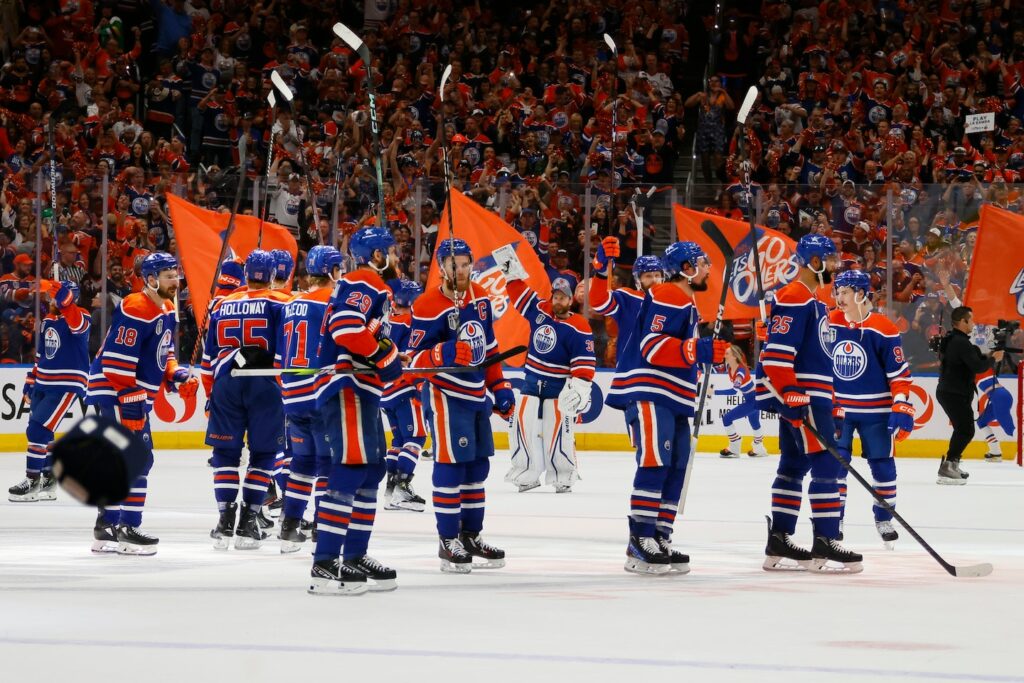 Oilers thump Panthers, force Game 7 in Stanley Cup finals