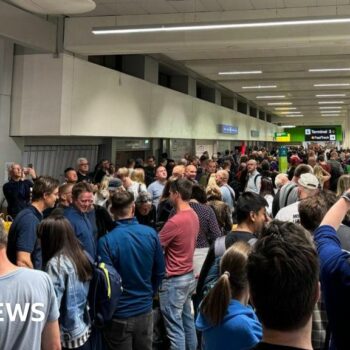 Passengers told to stay away after 'major' Manchester Airport power cut