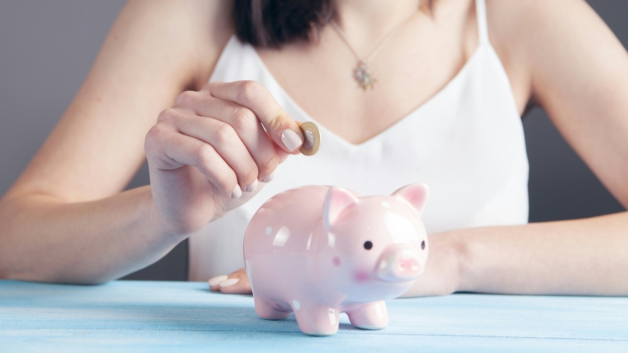 "Plan d'épargne avenir climat": Un nouveau placement bancaire pour les jeunes Français