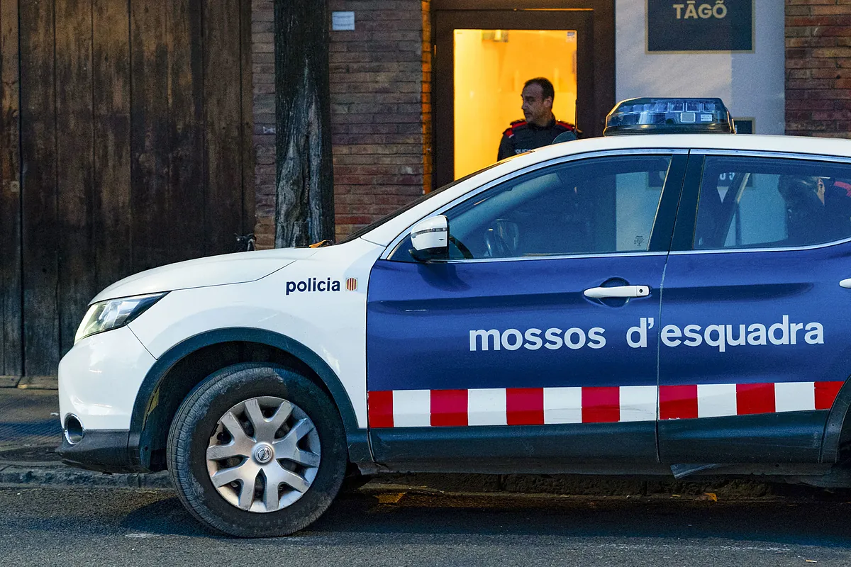 Prisión para un hombre acusado de matar a su mujer empujándola desde un cuarto piso en Barcelona