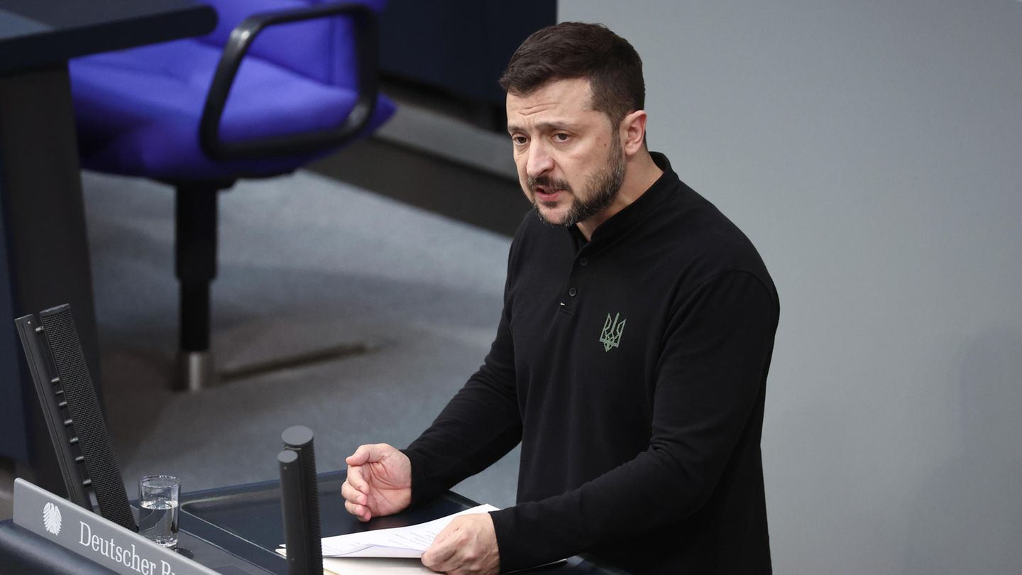 Staatsbesuch in Berlin: Selenskyjs Rede im Bundestag in voller Länge: "Wir wollen der Diplomatie eine Chance geben"