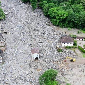 Suisse: Deux morts et une personne portée disparue dans un glissement de terrain