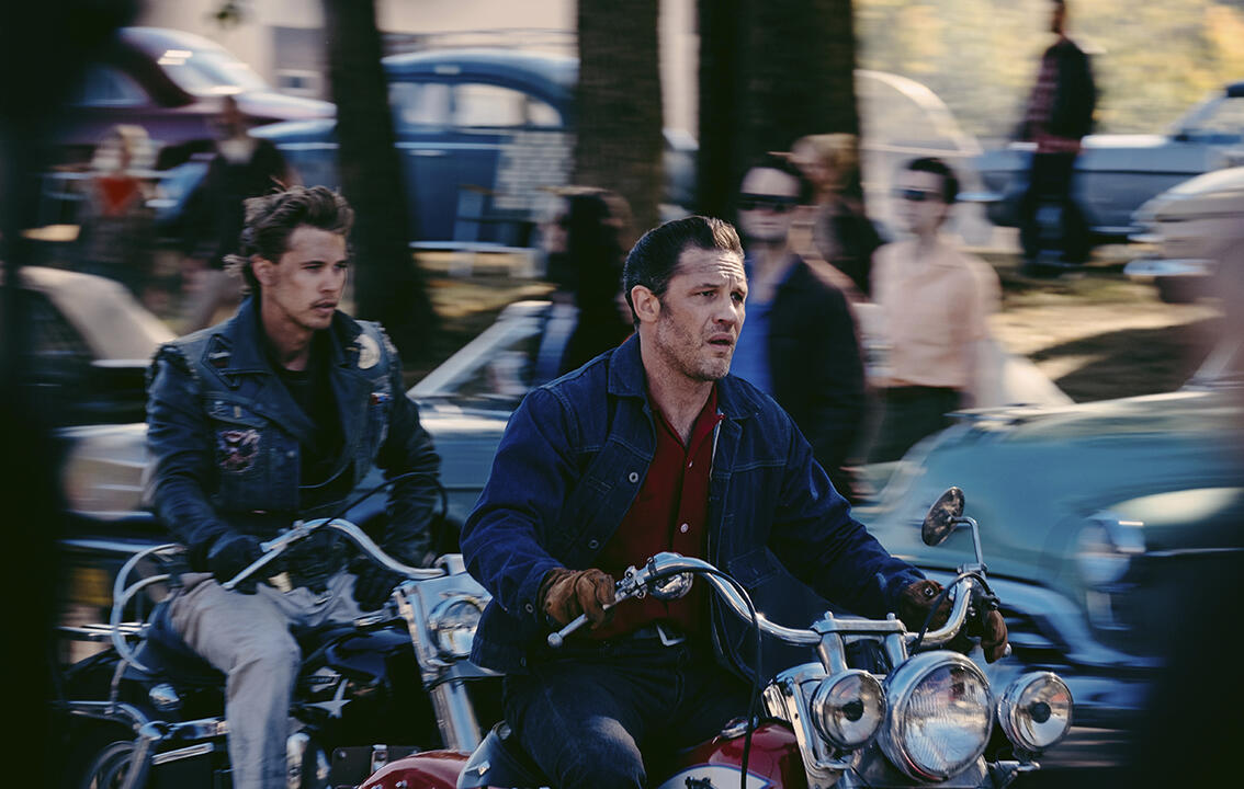 “The Bikeriders” : Jeff Nichols joue avec l’esthétique des gangs du Midwest