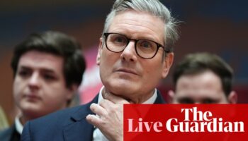 UK voters do not want extremes of left or right, says Keir Starmer – UK politics live
