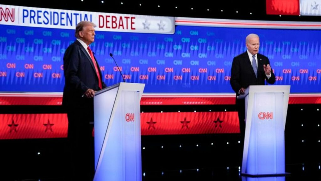 Donald Trump (l) und Joe Biden treffen im TV-Duell aufeinander. Foto: Gerald Herbert/AP/dpa