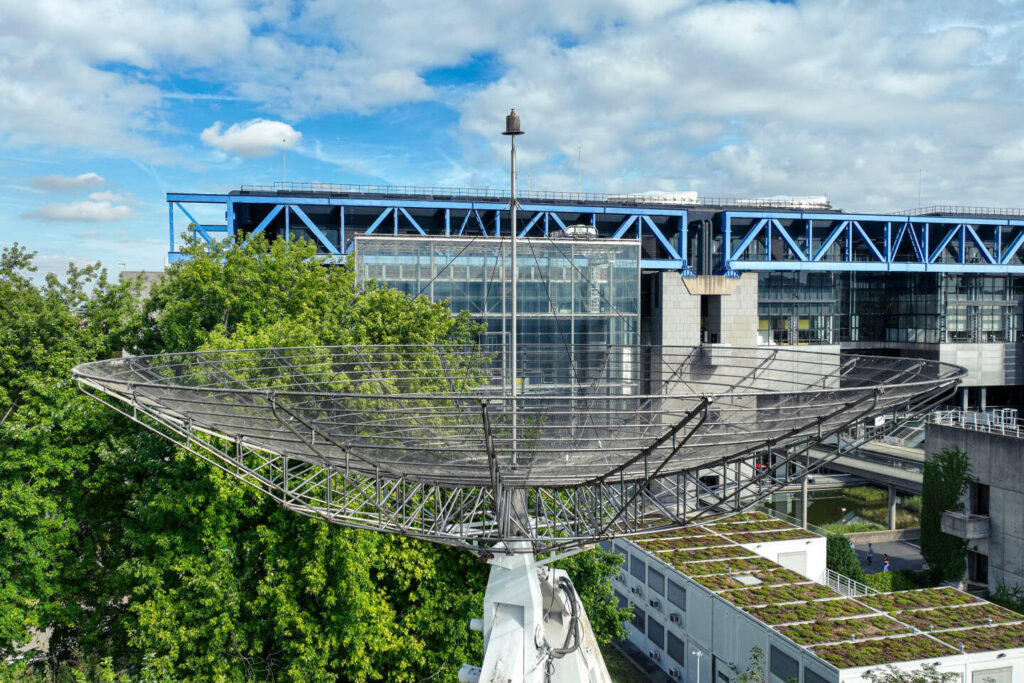 Une nouvelle vie pour le radiotélescope du Parc de La Villette