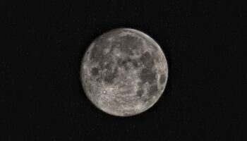 Viser la Lune, ça nous fait pas peur –mais une fois sur place, qu'allons-nous manger?