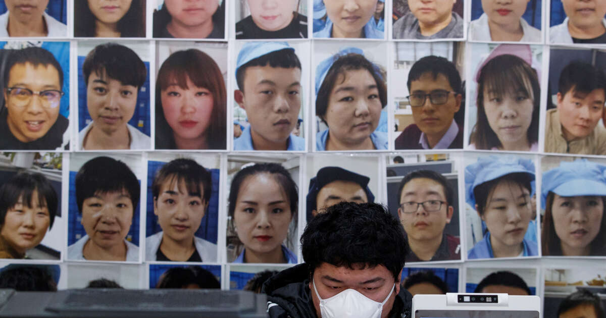 En Chine, les masques en silicone, nouvelle méthode pour échapper aux autorités