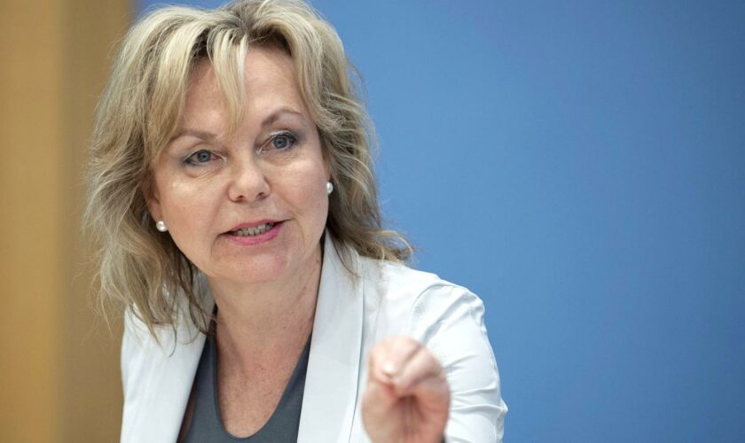 Fördergeldaffäre: Ex-Staatssekretärin Sabine Döring klagt gegen Bildungsministerium