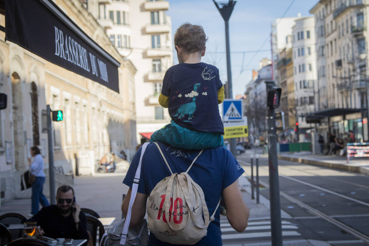 « Avec les enfants, il n’y a pas de recette magique. Faire croire qu’elle existe n’a qu’un seul effet : faire douter les parents »