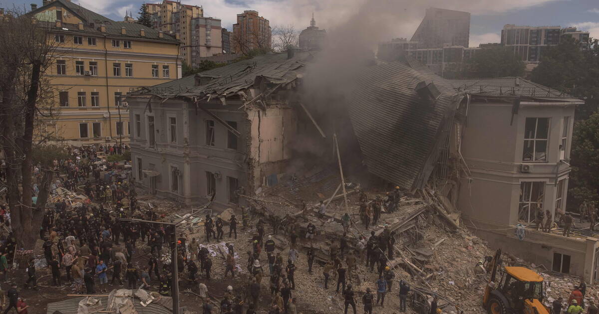 Hôpital pour enfants bombardé : la Russie tente de blâmer la défense aérienne ukrainienne