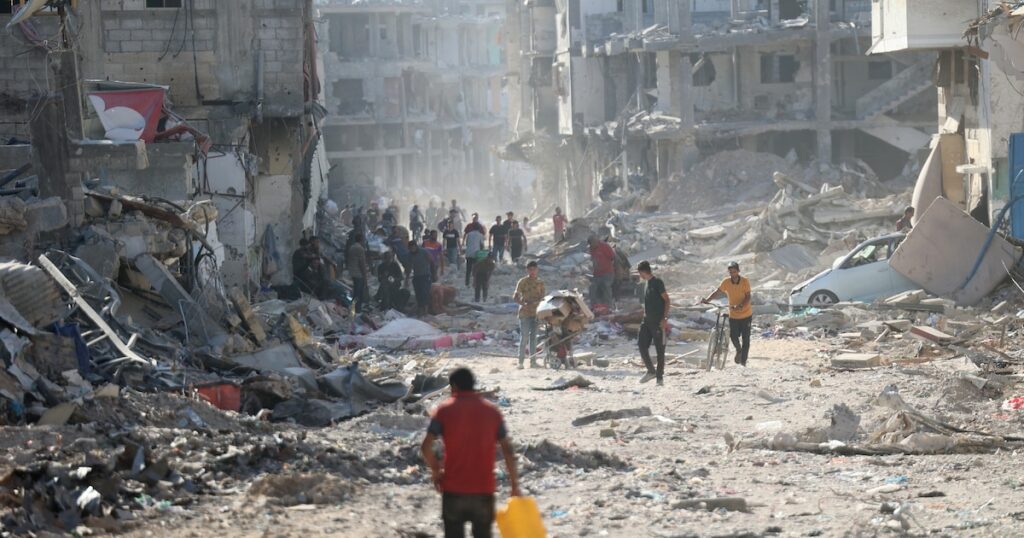 Dans les ruines de Choujaïya, un quartier de l'est de la ville de Gaza, le 10 juillet 2024