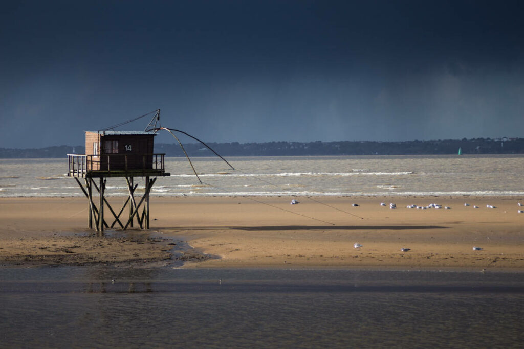 « Plages intérieures », par Teodoro Gilabert : une vie en châteaux de sable